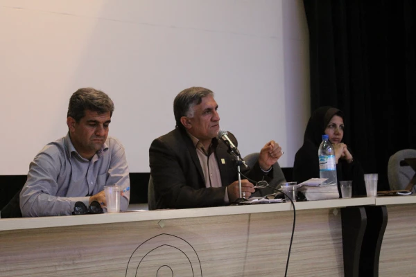 نشست صمیمی معاونت دانشجویی دانشگاه فرهنگیان با دانشجویان پردیس های علامه طباطبایی وبنت الهدی صدر بوشهر. 4