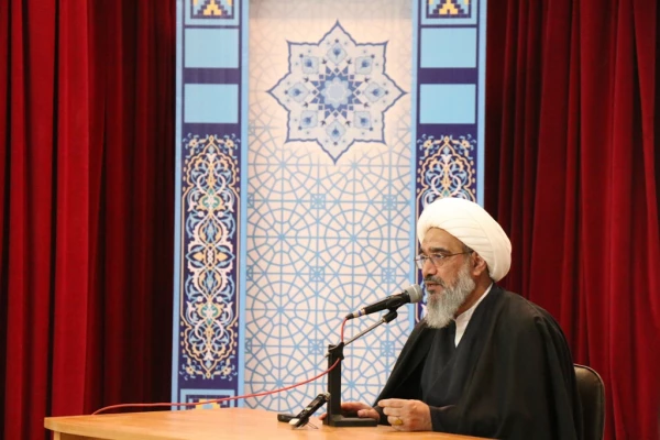 دکتر مولایی در آیین افتتاحییه  دوره توانمند سازی کارشناسان و کارشناس مسئولان فرهنگی دانشگاه فرهنگیان سراسر کشور در بوشهر: عنوان این دانشگاه، فرهنگیان است و علاوه بر رشد علمی دانشجویان اهمیت خاصی به مسائل فرهنگی نیز داده می شود. 11