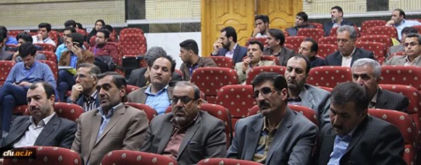 مدیرکل حقوقی دانشگاه فرهنگیان:
80 درصد بروز تخلف و بی قانونی ها از ناآشنایی و عدم آگاهی است 2