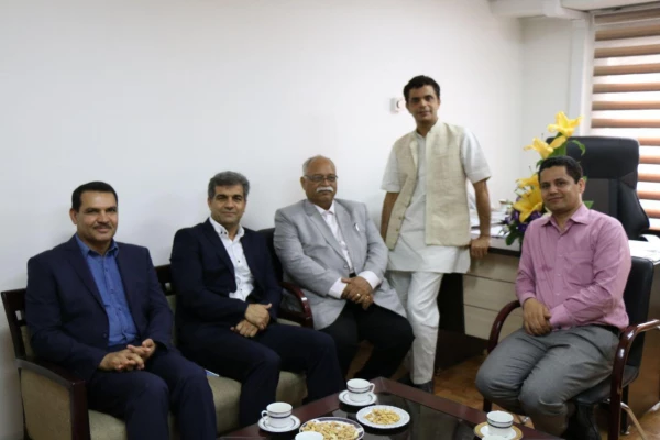 رئیس دانشگاه فرهنگیان استان بوشهر:  

اتاق فرهنگی هندوستان در دانشگاه فرهنگیان بوشهر راه اندازی می شود  3