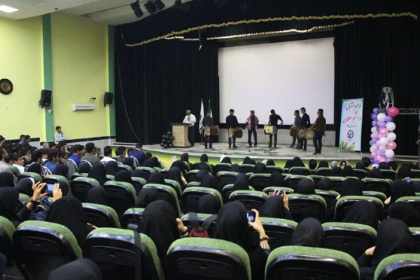 با حضور معاون استاندار

آئین استقبال از دانشجومعلمان نوورود دانشگاه فرهنگیان استان بوشهر برگزار شد  2