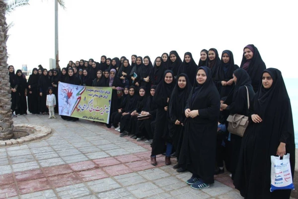 به مناسبت هفته تربیت بدنی برگزار شد:

همایش پیاده روی دانشجویان دانشگاه فرهنگیان استان بوشهر
 3