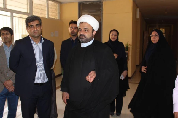 نشست حجة الاسلام خدری رئیس مجمع نمایندگان استان بوشهر با مسئولان دانشگاه فرهنگیان و بازدید از پردیس بنت الهدی صدر  8
