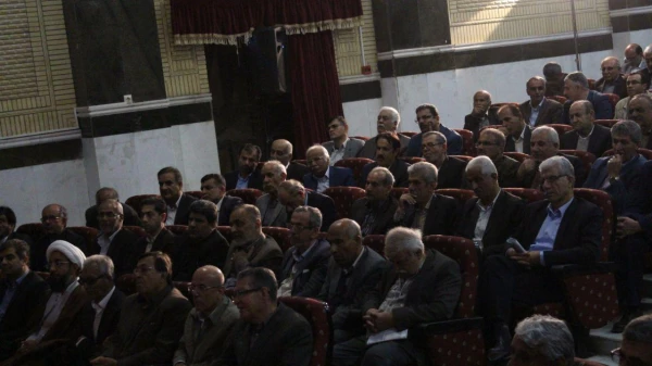 آئین نکوداشت بیش از نیم قرن تربیت معلم در استان بوشهر برگزار شد
 2