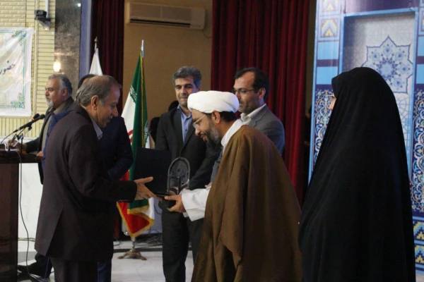 آئین نکوداشت بیش از نیم قرن تربیت معلم در استان بوشهر برگزار شد
 2