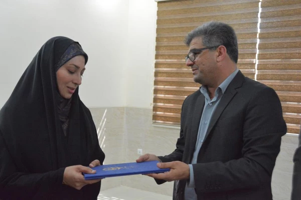 مراسم تکریم و معارفه سرپرست پردیس بنت الهدی صدر بوشهر 7