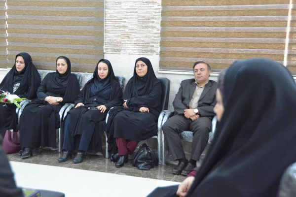 مراسم تکریم و معارفه سرپرست پردیس بنت الهدی صدر بوشهر 11