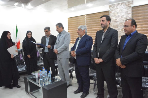 مراسم تکریم و معارفه سرپرست پردیس بنت الهدی صدر بوشهر 13