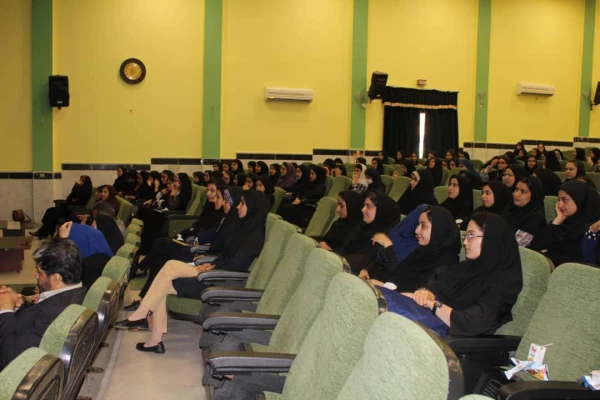 برگزاری جشن اقوام ایرانی در پردیس بنت الهدی  صدر بوشهر 3