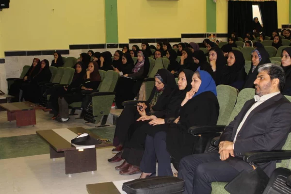 برگزاری جشن اقوام ایرانی در پردیس بنت الهدی  صدر بوشهر 6