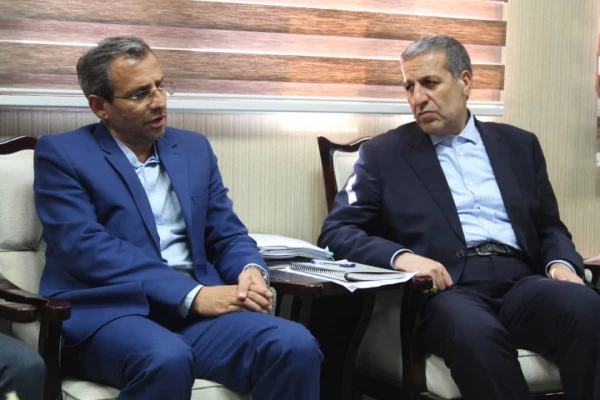 معاون پژوهشی و فناوری دانشگاه فرهنگیان  در دیدار با استاندار بوشهر:
در سال گذشته حدود 41 هزار دانشجو پذیرش کردیم
 3