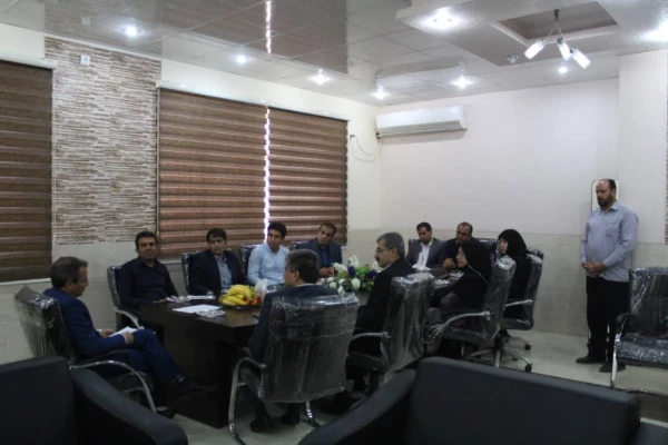 نشست معاون پژوهشی و فناوری دانشگاه با اساتید هیات علمی، مامور آموزشی 2