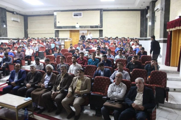 با حضور مشاور رئیس دانشگاه فرهنگیان کشور

برگزاری آئین استقبال دانشجومعلمان نوورود پردیس علامه طباطبایی بوشهر 2