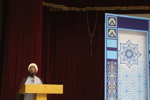 با حضور مشاور رئیس دانشگاه فرهنگیان کشور

برگزاری آئین استقبال دانشجومعلمان نوورود پردیس علامه طباطبایی بوشهر 4