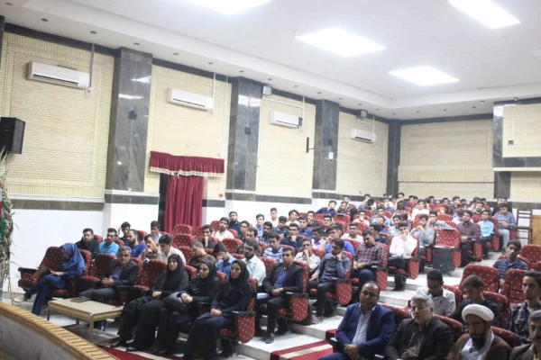 با حضور مشاور رئیس دانشگاه فرهنگیان کشور

برگزاری آئین استقبال دانشجومعلمان نوورود پردیس علامه طباطبایی بوشهر 3