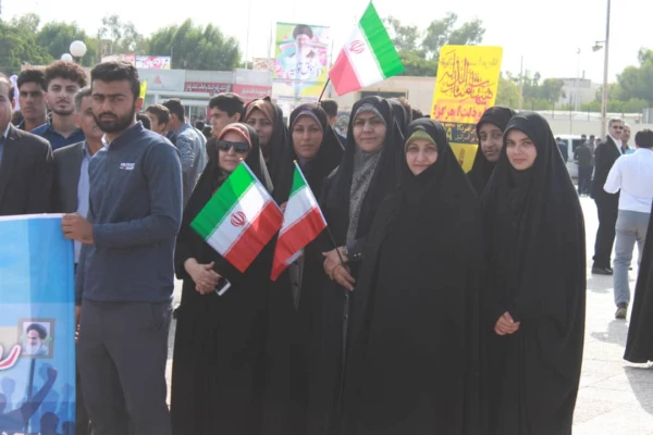 حضور پر شور مسئولان، اساتید و دانشجو معلمان دانشگاه فرهنگیان استان بوشهر در راهپیمایی ۱۳ آبان 11