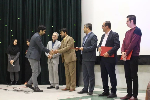 با حضور رئیس دانشگاه فرهنگیان استان بوشهر

آئین بزرگداشت هفته کتاب و کتابخوانی برگزار شد 2