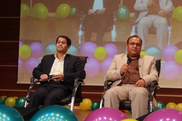 با حضور مشاور اجرایی معاون طرح و برنامه و توسعه مدیریت و مدیرکل حقوقی دانشگاه فرهنگیان

جشن بزرگ روز دانشجو دانشگاه فرهنگیان استان بوشهر برگزار شد 19