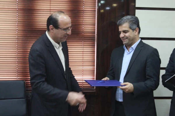 با حضور مشاور اجرایی معاون طرح و برنامه وتوسعه منابع و مدیرکل حقوقی دانشگاه فرهنگیان کشور

آئین معارفه معاون هماهنگی مدیریت امورپردیس های دانشگاه فرهنگیان استان بوشهرو معاون آموزشی، پژوهشی پردیس علامه طباطبایی  این دانشگاه برگزار شد. 
 20