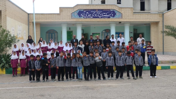 در حاجی آباد شهرستان دیر

برگزاری اردوی جهادی آموزشی بسیج دانشجویی پردیس علامه طباطبایی بوشهر  2