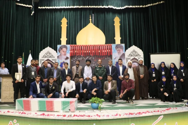 یادواره شهدای دانشجومعلم استان بوشهر و اربعین شهید سپهبد سلیمانی برگزار شد 4