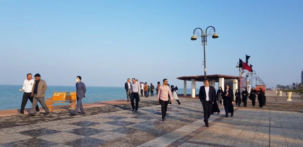 به مناسبت دومین سالروز شهادت شهید حاج قاسم سلیمانی؛
همایش پیاده روی دانشگاه فرهنگیان بوشهر برگزار شد 2