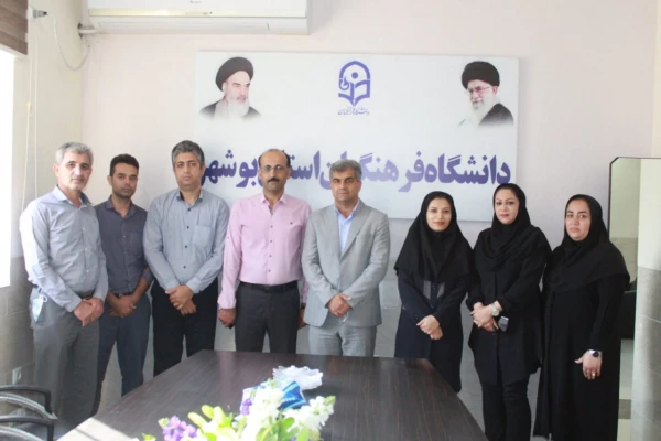 با حضور در مدیریت استانی و پردیس ها

رئیس دانشگاه فرهنگیان استان بوشهر با مسئولان و کارکنان خداحافظی کرد 7