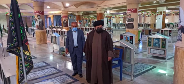 با حضور در گلزار شهدای بهشت صادق بوشهر

تجدید میثاق رئیس دانشگاه فرهنگیان استان بوشهر با آرمان های امام (ره) و شهیدان انقلاب اسلامی 3