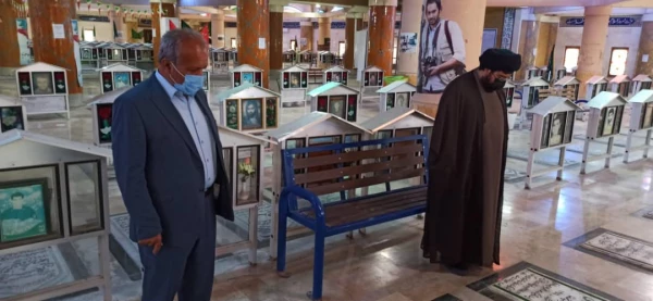 با حضور در گلزار شهدای بهشت صادق بوشهر

تجدید میثاق رئیس دانشگاه فرهنگیان استان بوشهر با آرمان های امام (ره) و شهیدان انقلاب اسلامی 4