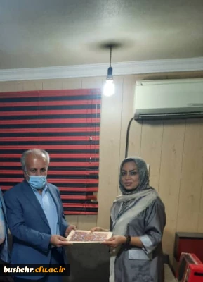 دیدار رئیس دانشگاه فرهنگیان بوشهر با خانواده زنده یاد عبدالرسول روان
