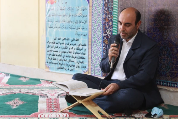 با حضور رئیس دانشگاه فرهنگیان استان بوشهر

محفل انس با قرآن کریم در پردیس علامه طباطبایی بوشهر برگزار شد 
 2