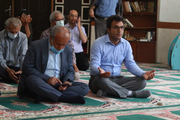 با حضور رئیس دانشگاه فرهنگیان استان بوشهر

محفل انس با قرآن کریم در پردیس علامه طباطبایی بوشهر برگزار شد 
 4