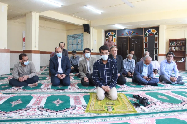 با حضور رئیس دانشگاه فرهنگیان استان بوشهر

محفل انس با قرآن کریم در پردیس علامه طباطبایی بوشهر برگزار شد 
 6