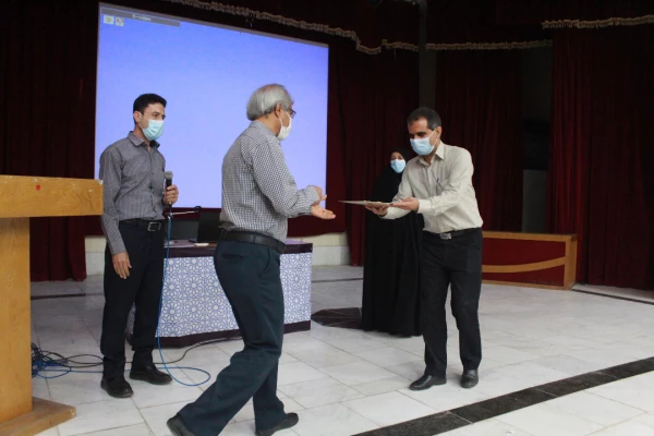 ارائه آموزش های متناسب با زیست دانشجویی در حوزه های مختلف 3