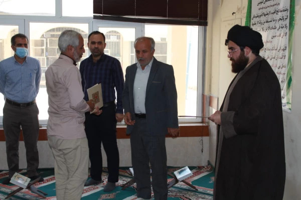 آئین بزرگداشت نام و یاد، تبیین و ترویج اندیشه های امام خمینی (ره) برگزار شد 2