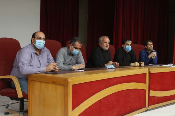 تداوم برگزاری کارگاه های آموزشی برای دانشجومعلمان آموزش ابتدایی ورودی 98
 2