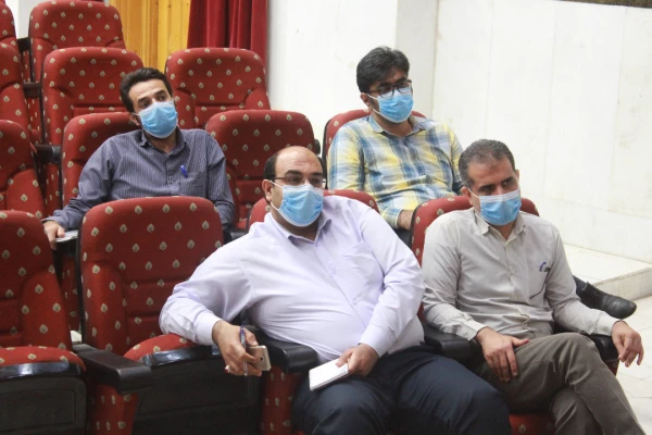 نشست ماهانه با همکاران پردیس ها برگزار شد
 7