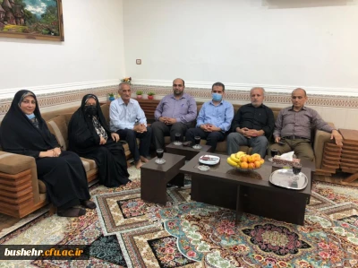 در سالروز ورود آزادگان به خاک وطن

دیدار هیات رئیسه دانشگاه فرهنگیان استان بوشهر با آزاده بازنشسته دانشگاه