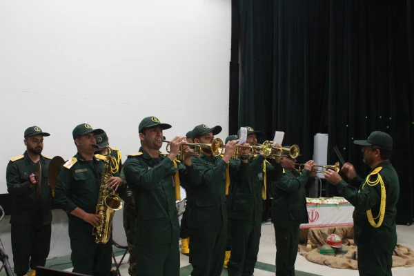 همایش فرهنگ و تربیت در آیینه 8 سال دفاع مقدس برگزار شد 6