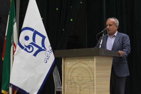 همایش فرهنگ و تربیت در آیینه 8 سال دفاع مقدس برگزار شد 7