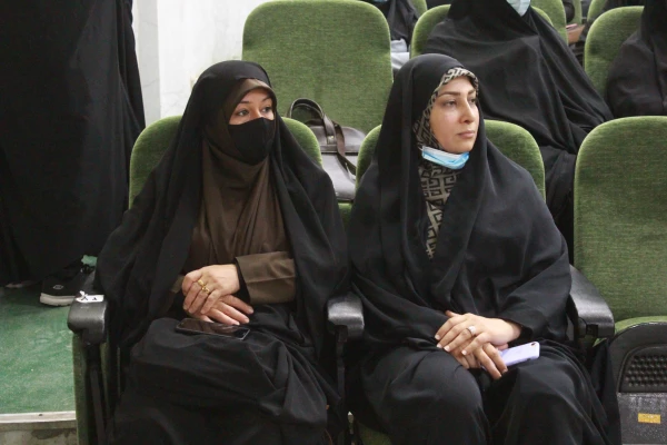 همایش فرهنگ و تربیت در آیینه 8 سال دفاع مقدس برگزار شد 8