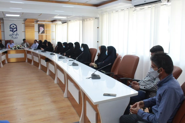 نشست های هم اندیشی با همکاران پردیس ها بسیار سازنده است 2