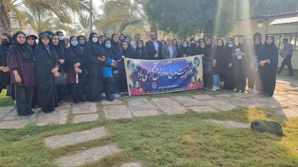 همایش پیاده روی دانشجومعلمان و کارکنان پردیس بنت الهدی صدر بوشهر برگزار شد 4