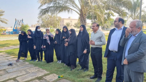 همایش پیاده روی دانشجومعلمان و کارکنان پردیس بنت الهدی صدر بوشهر برگزار شد 5