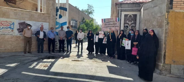 حضور مسئولان و دانشجومعلمان دانشگاه فرهنگیان استان بوشهر در راهپیمایی 13 آبان 7