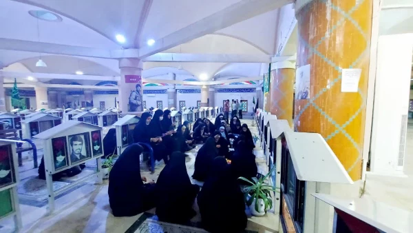 حضور دانشجومعلمان پردیس بنت الهدی صدر در گلزار شهدای بهشت صادق بوشهر 3