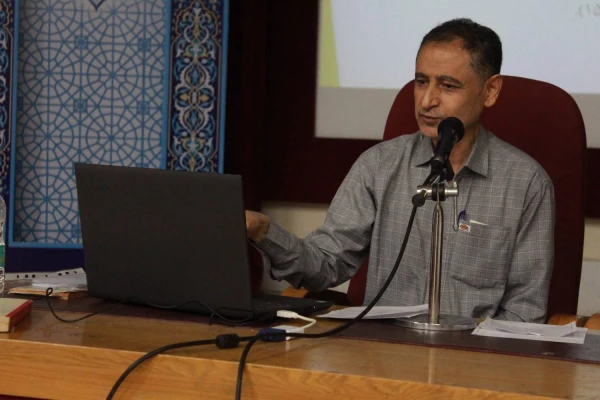 نشست نقد و بررسی کتاب شازده کوچولو برگزار شد 8