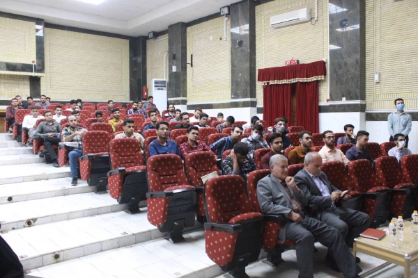 نشست نقد و بررسی کتاب شازده کوچولو برگزار شد 10