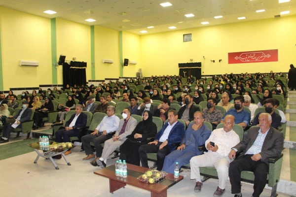 آئین رونمایی از کتاب شناختنامه شعر زنان بوشهر در پردیس بنت الهدی صدر برگزار شد  6