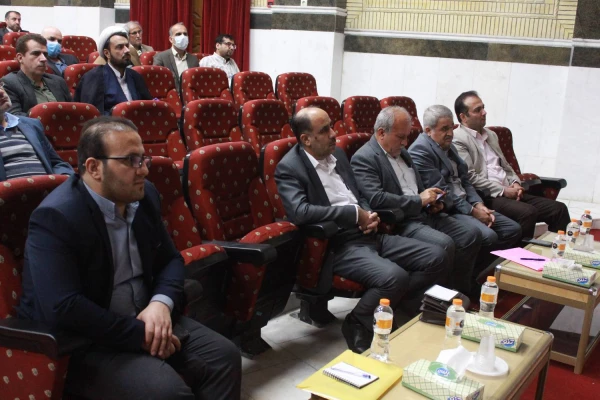 مهارت آموزان مانند دانشجومعلمان رسالت سنگینی بر عهده دارند    4